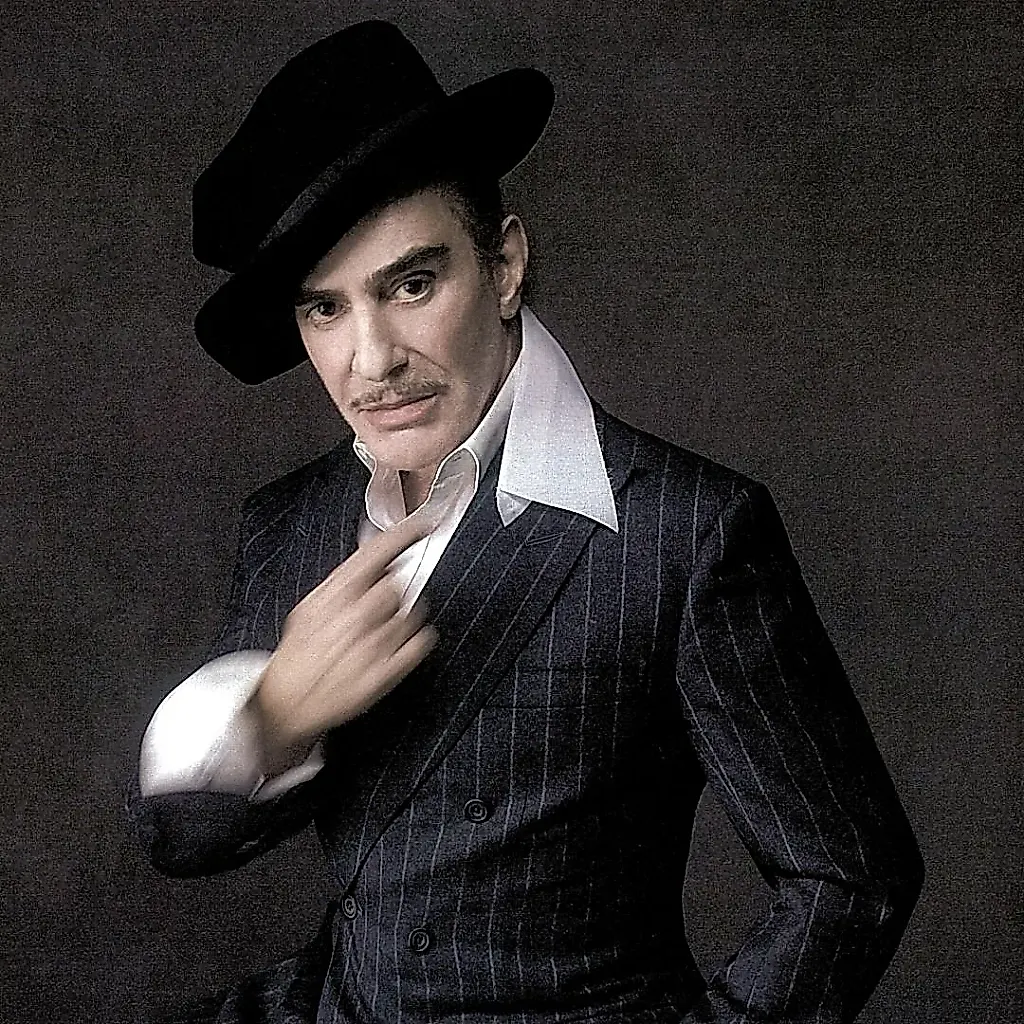 Zara запускает архив с обновлением от Galliano