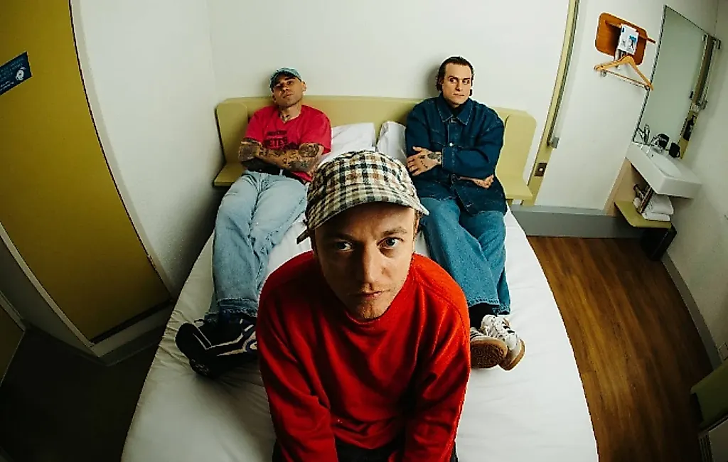Ностальгия DMA’s и новый сингл
