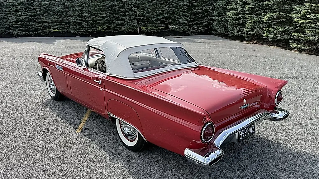 Последний вздох двухместного Thunderbird
