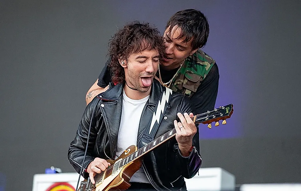The Strokes вернулись с новым альбомом