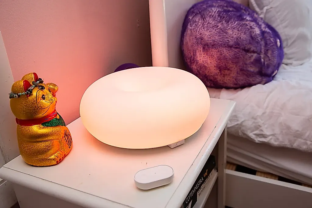 Умная лампа Ikea Varmblixt