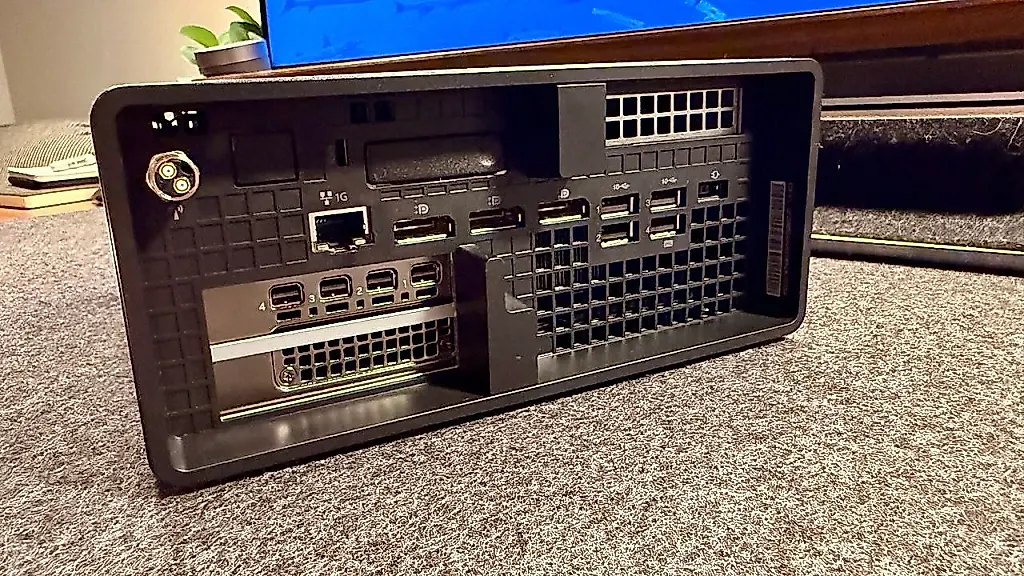 Lenovo ThinkStation P3 Ultra SFF Gen 2: мини‑рабочая станция в духе «ну надо же»