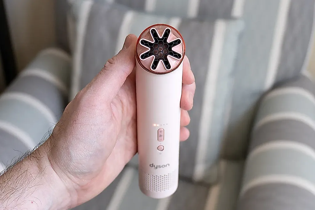 Громкий карманный «тихоня» Dyson