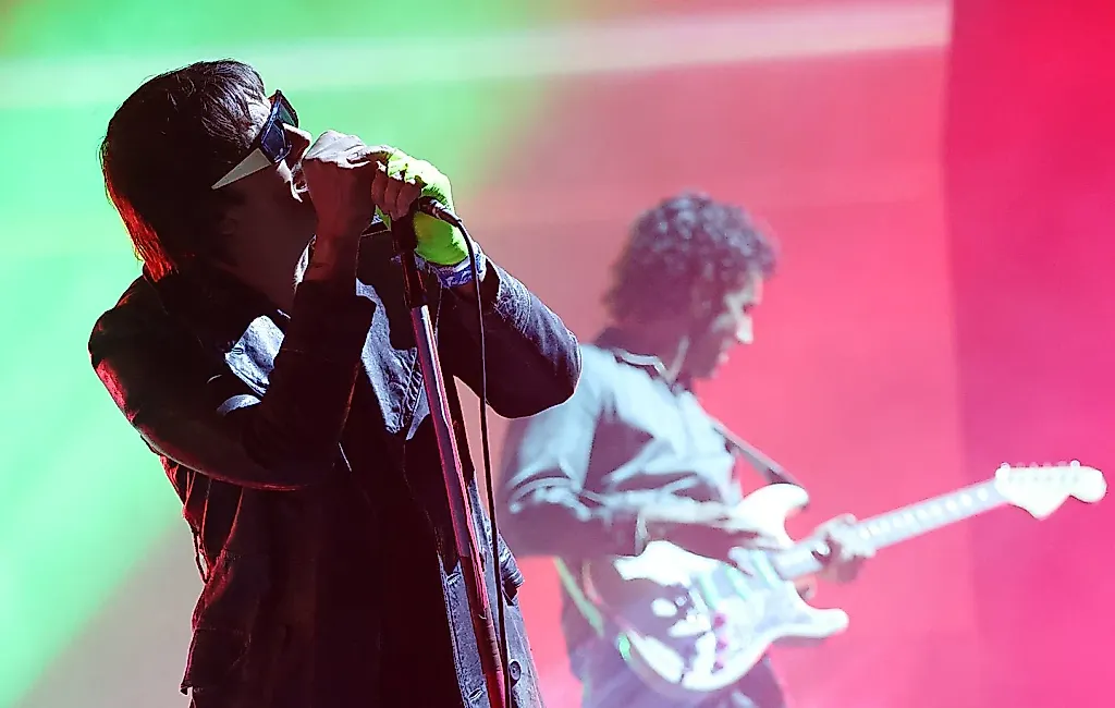 The Strokes против всего мира