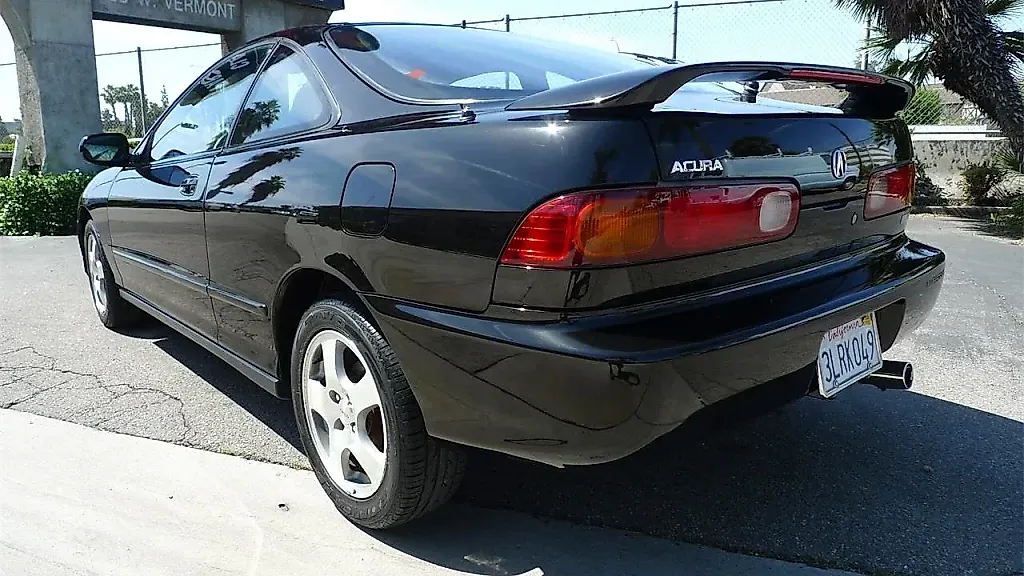 Отборочная машина: 1995 Acura Integra GS-R – автомобиль, который чудом выжил
