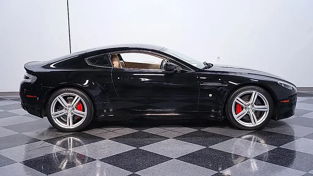 Aston Martin за цену "Тойоты": дьявол в деталях