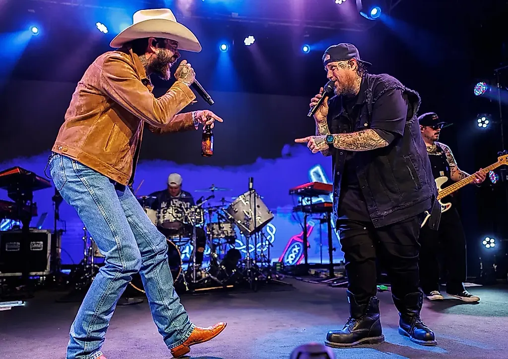 Post Malone откладывает старт тура ради завершения альбома