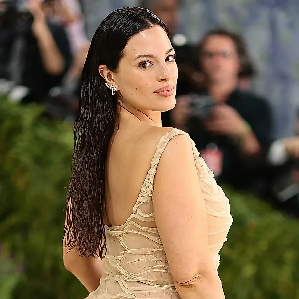 Эшли Грэм на Met Gala 2026: почему её мокрое платье — хит вечера