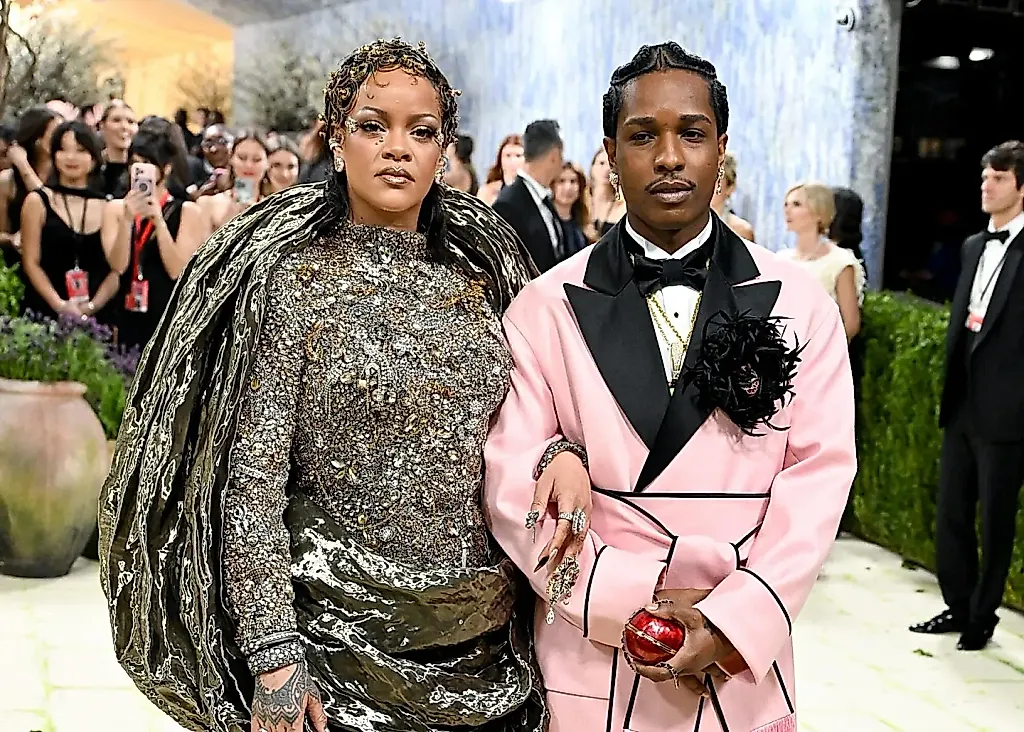 A$AP Rocky и Рианна на Met Gala: «Сияет, как бриллиант»