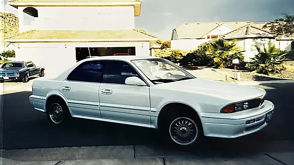 1992 Mitsubishi Diamante: техно-ностальгия
