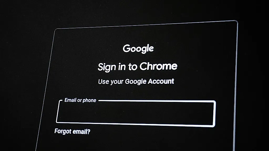 Chrome silently downloads 4GB AI file, researcher claims