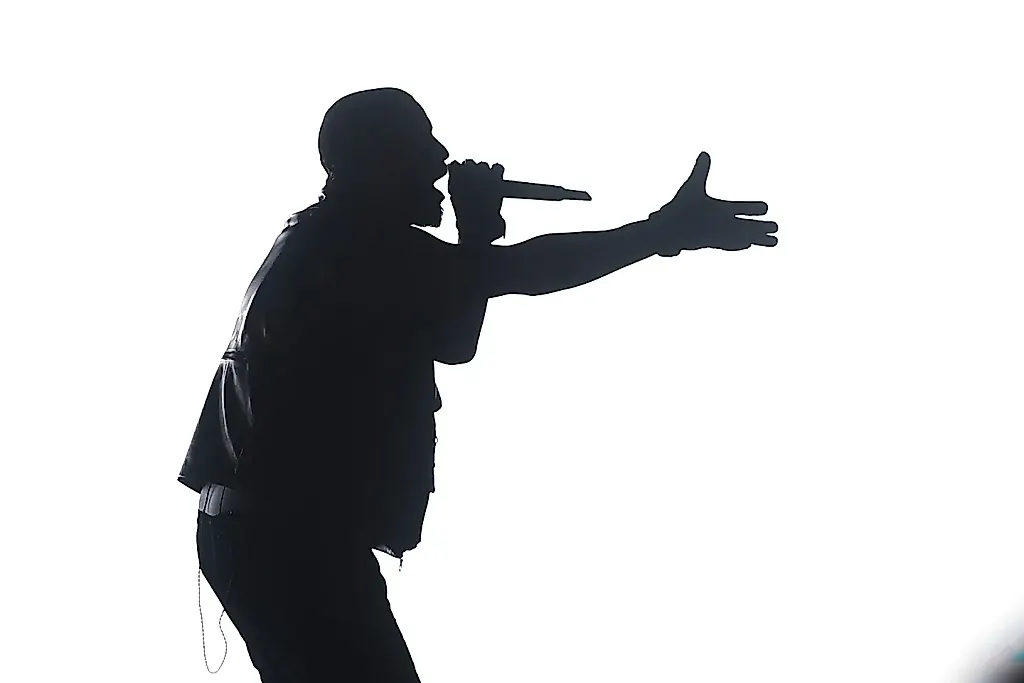 Drake готовит новый альбом и стрим-шоу "Iceman"