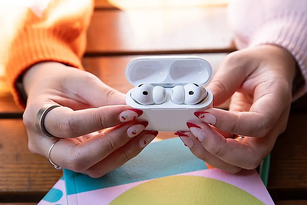 AirPods с камерами: тесты уже идут