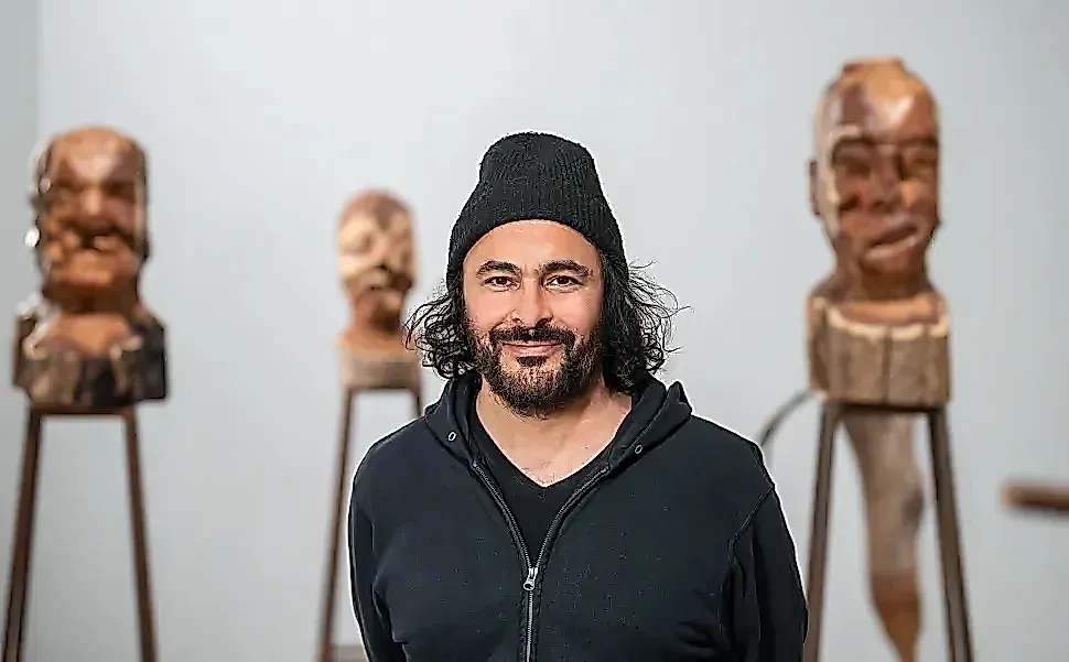 Kader Attia назначен куратором Kochi-Muziris Biennale 2027