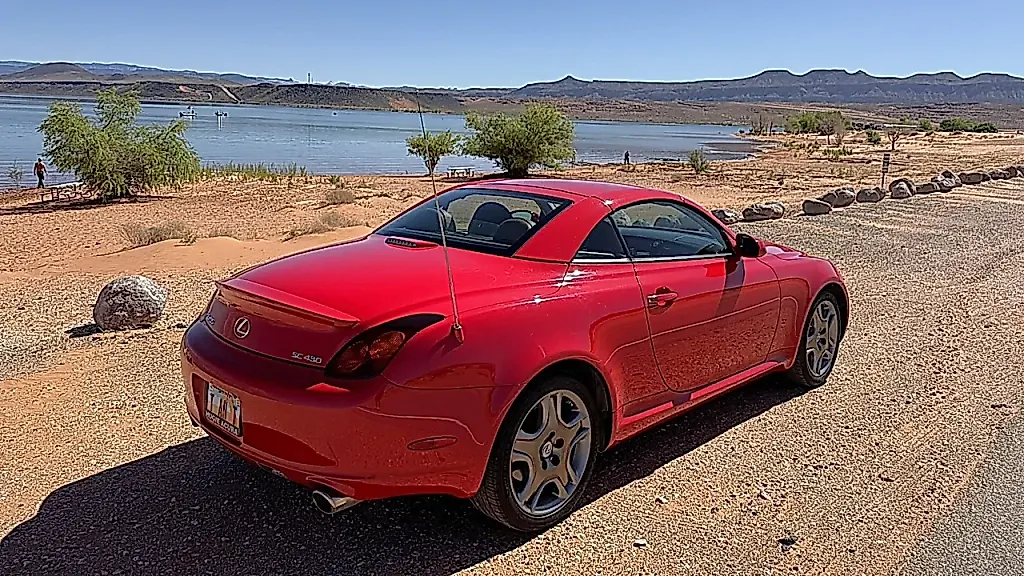 Lexus SC430: роскошь с твёрдой крышей