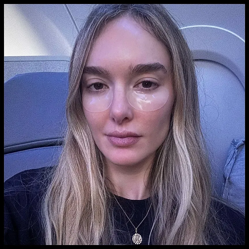 Как полумиллион миль в небе вдохновил на легкий уход за кожей во время перелетов