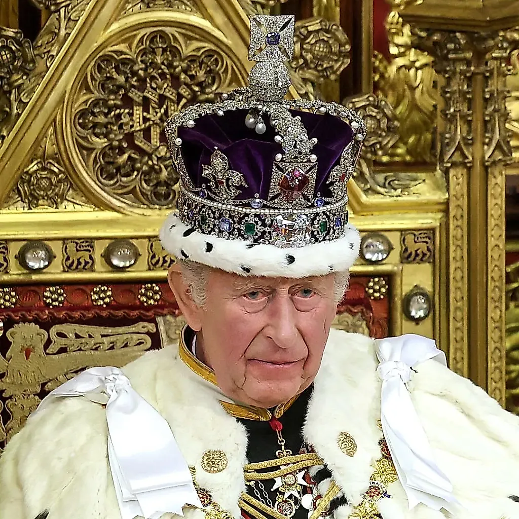 Эксперт: Чарльз III совершает ошибку века — монархия теряет магию