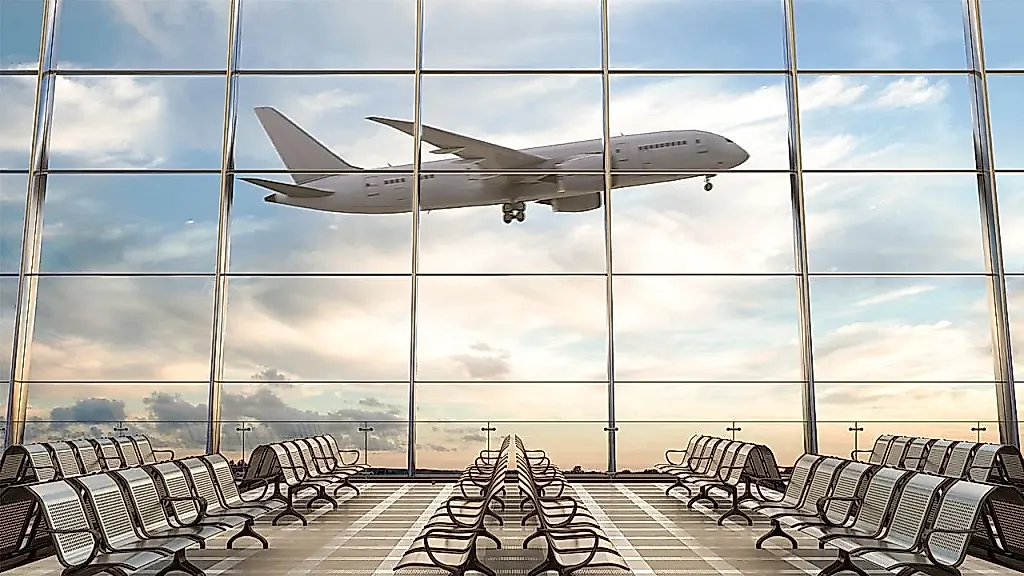 Smart travel tech: Is airport Wi-Fi safe to use during your summer vacation?