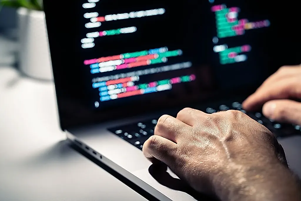 Данные банковских карт продают дешевле кофе — исследование NordVPN