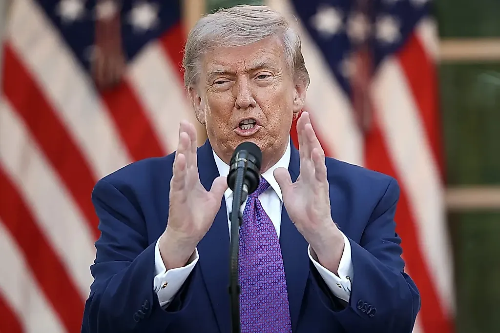 Белый дом называет Трампа «Iceman» под саундтрек Дрейка – реакция фанатов и соцсетей