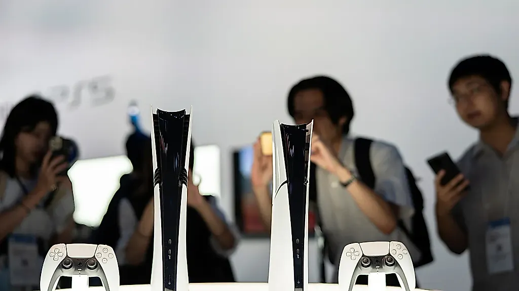 Sony обвиняют в наживе на росте цен из-за пошлин