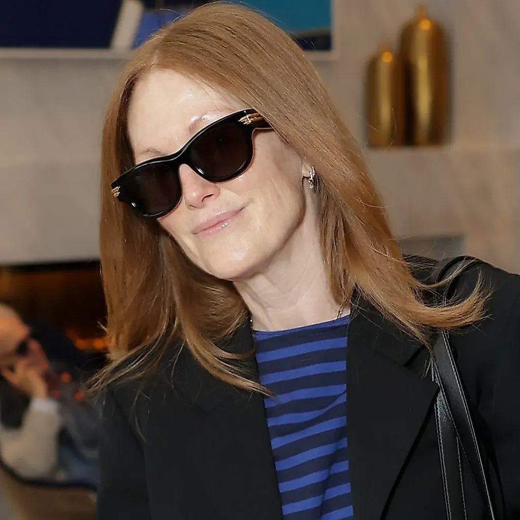 Julianne Moore забила на каблуки: Канны в шоке