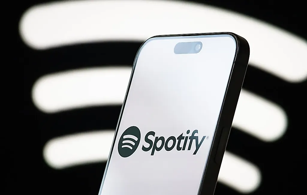 Spotify и Universal Music откроют ИИ-каверам дорогу