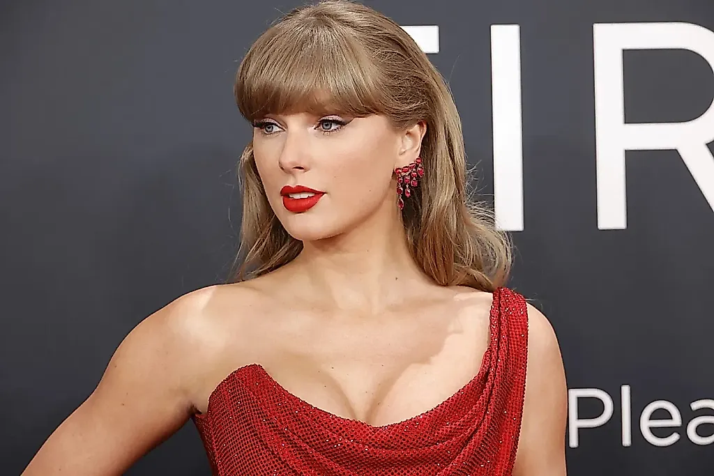Фиаско Тейлор Свифт и неожиданные победители на American Music Awards 2026