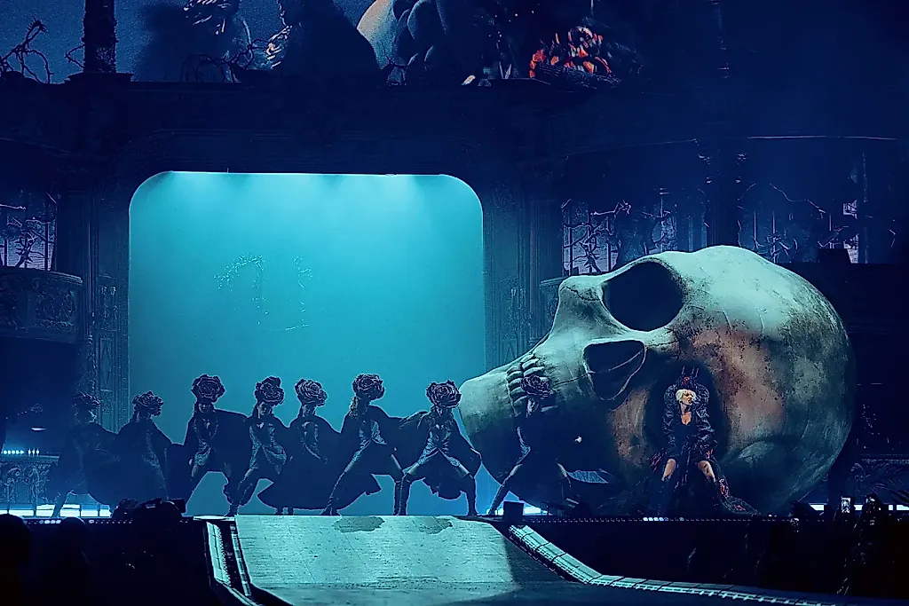 Lady Gaga установила рекорд: тур Mayhem Ball собрал $236 миллионов