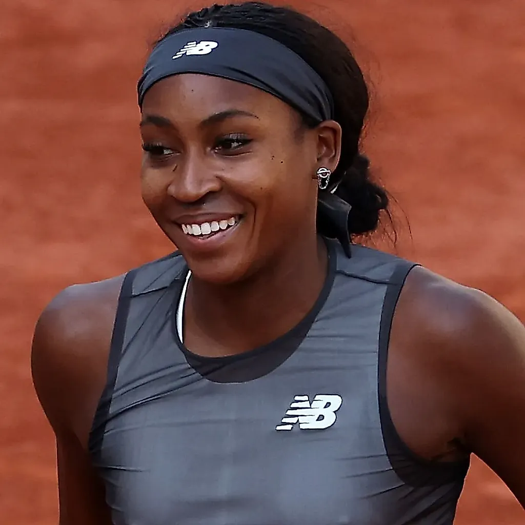 Coco Gauff выступила на Roland Garros 2026 в уникальном платье от New Balance