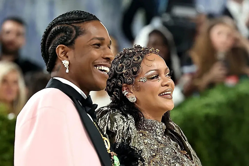 A$AP Rocky и Рианна смеялись во время родов, а потом их чуть не застрелили