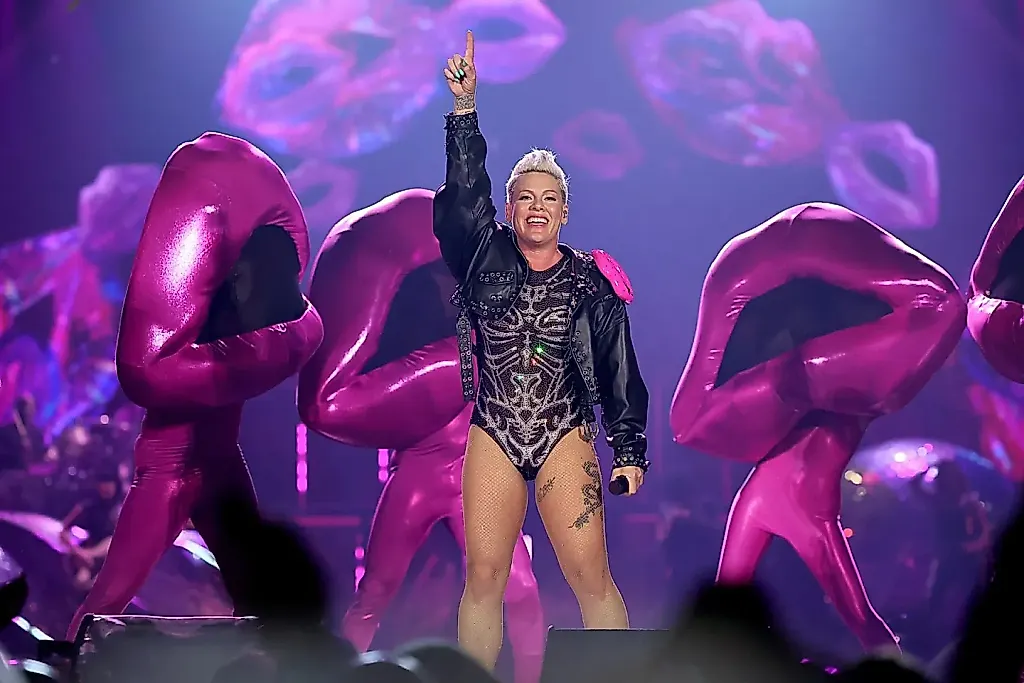 Перформеры и ведущие на премии Tony Awards 2026