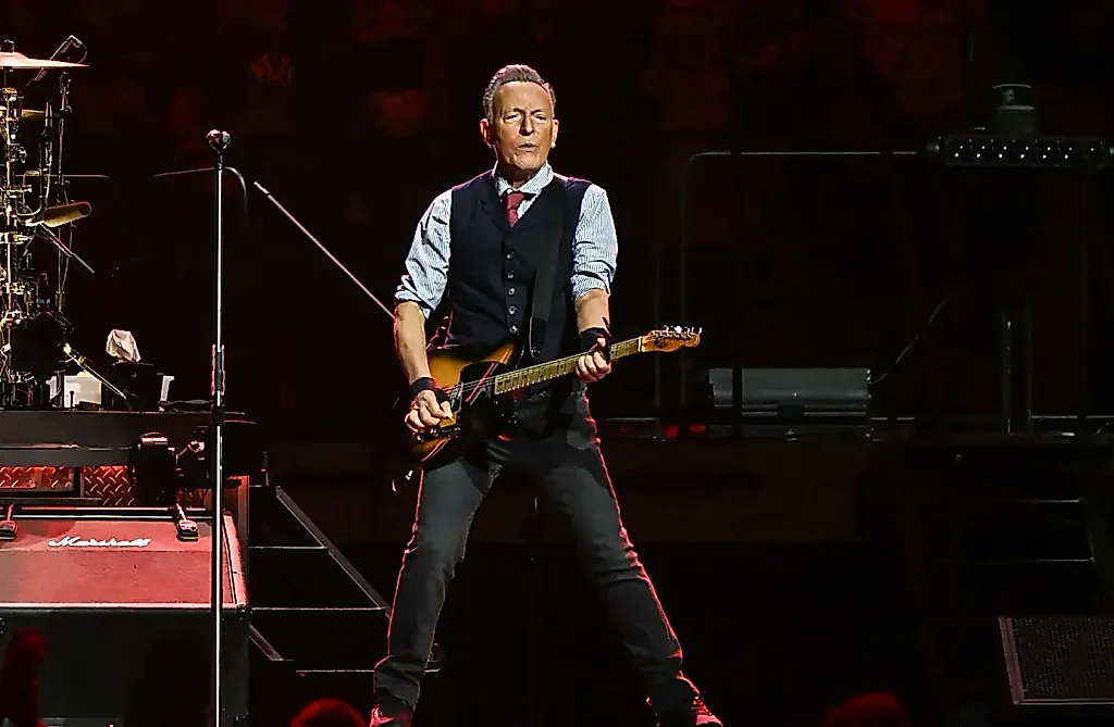 Springsteen и Bon Jovi жгут на Music America