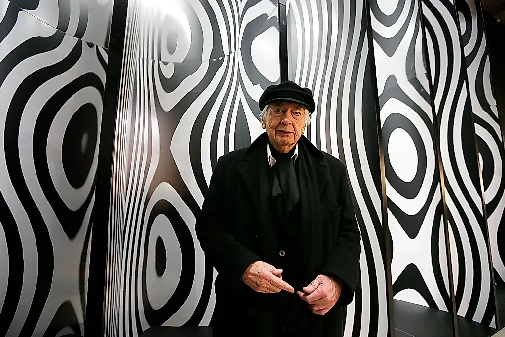 Julio Le Parc: Покойный отец оп-арта