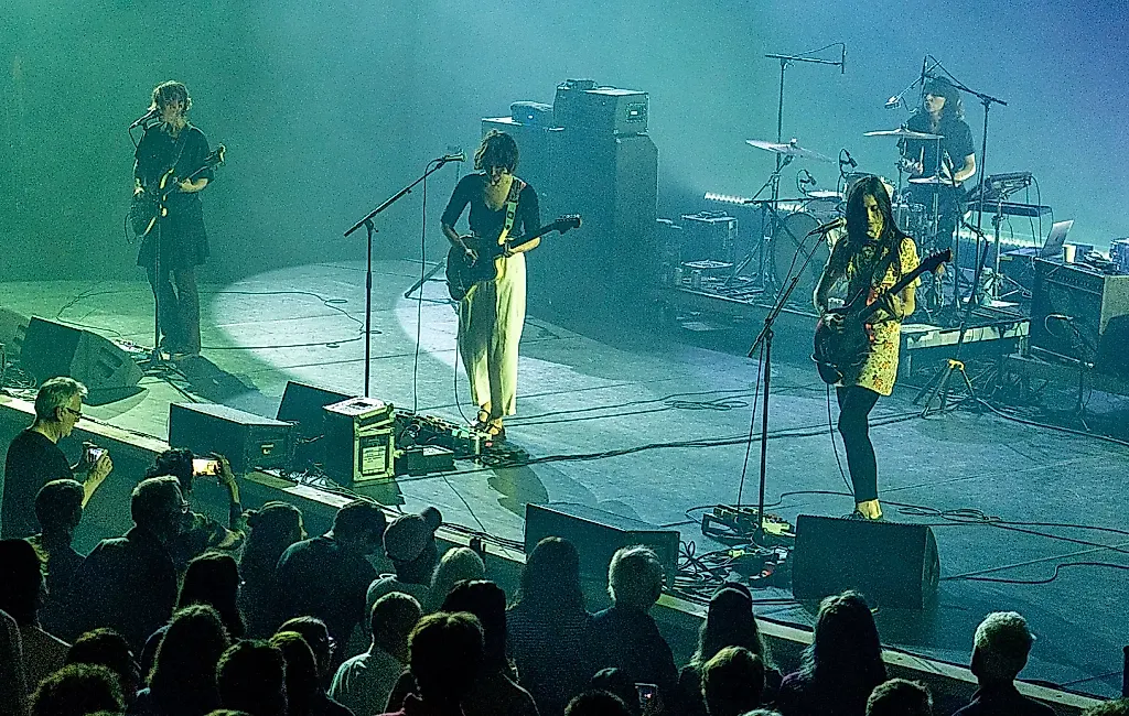 Warpaint открывают Meltdown от Гарри Стайлса: первый концерт за два года