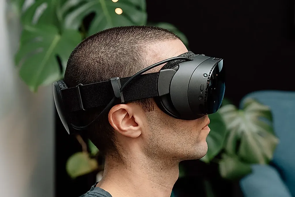 Valve завезла 13 тонн VR-гарнитур за день