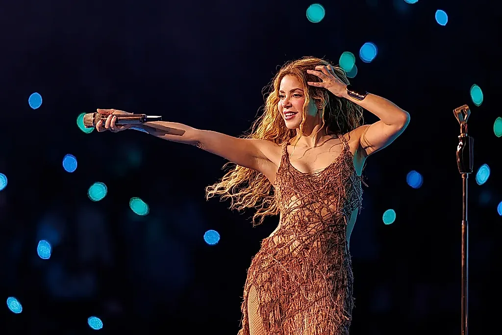 Shakira устроила танцы с тиграми и премьеру нового хита на старте тура в США