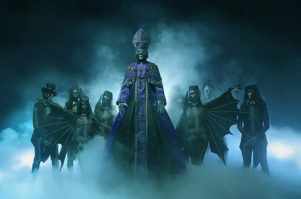 Сквозь время: Ghost вернулись на вершину Billboard 200