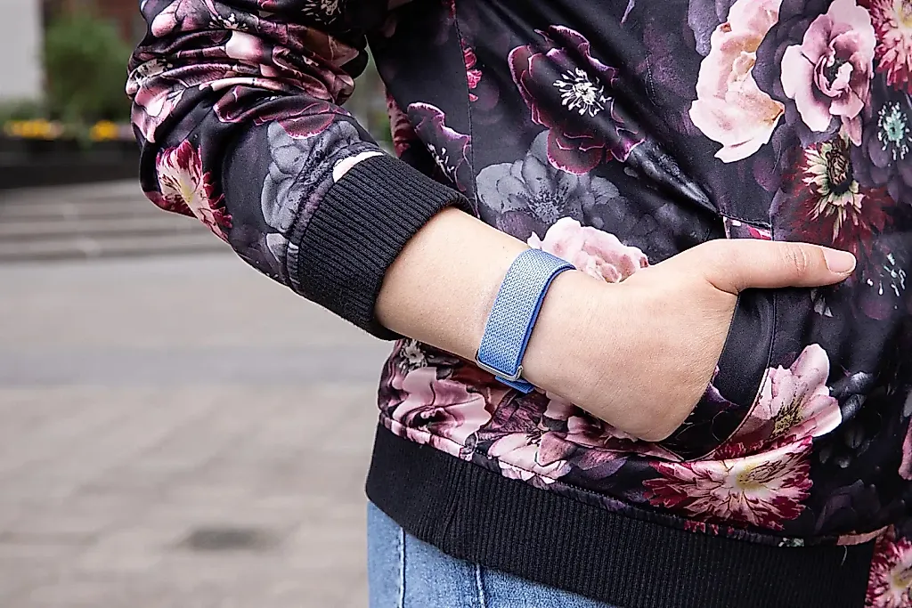 Fitbit Air: умный фитнес-поводырь или цифровой параноик?