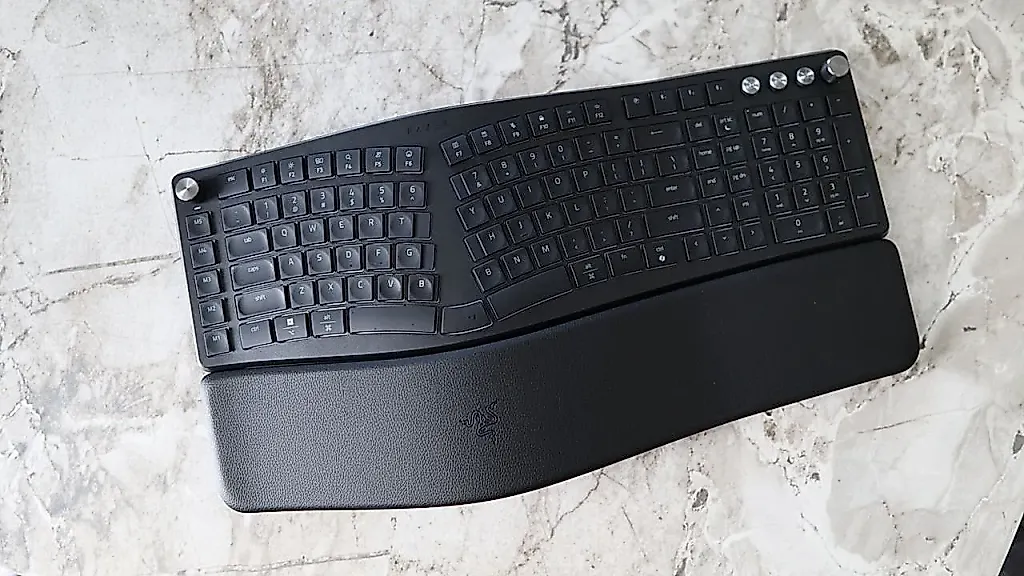 Razer Pro Type Ergo – не только для игроманов?