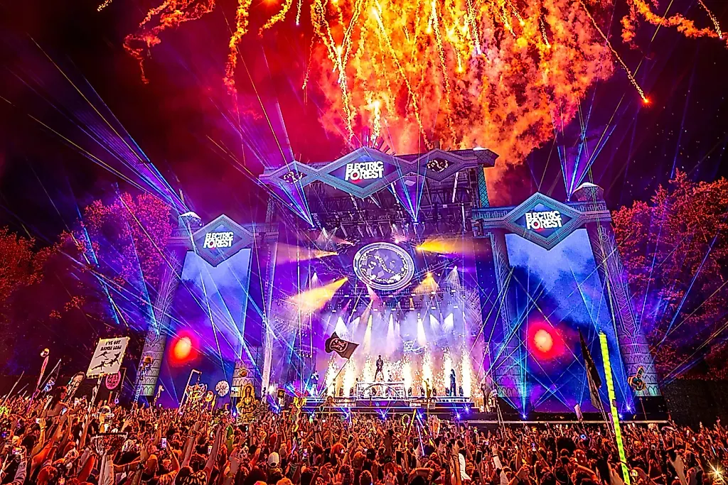 Лучшие сеты Electric Forest 2026 и трагедия фестиваля