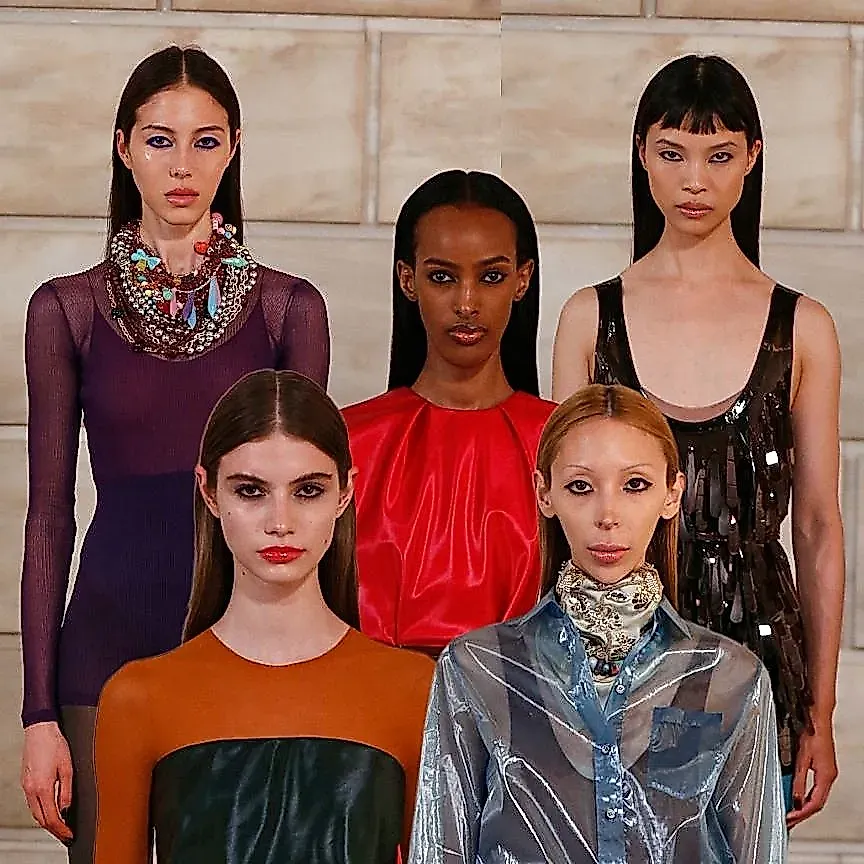 Показ Marc Jacobs весна-2027: Тяжёлый чёрный лайнер и счастье всех эмо