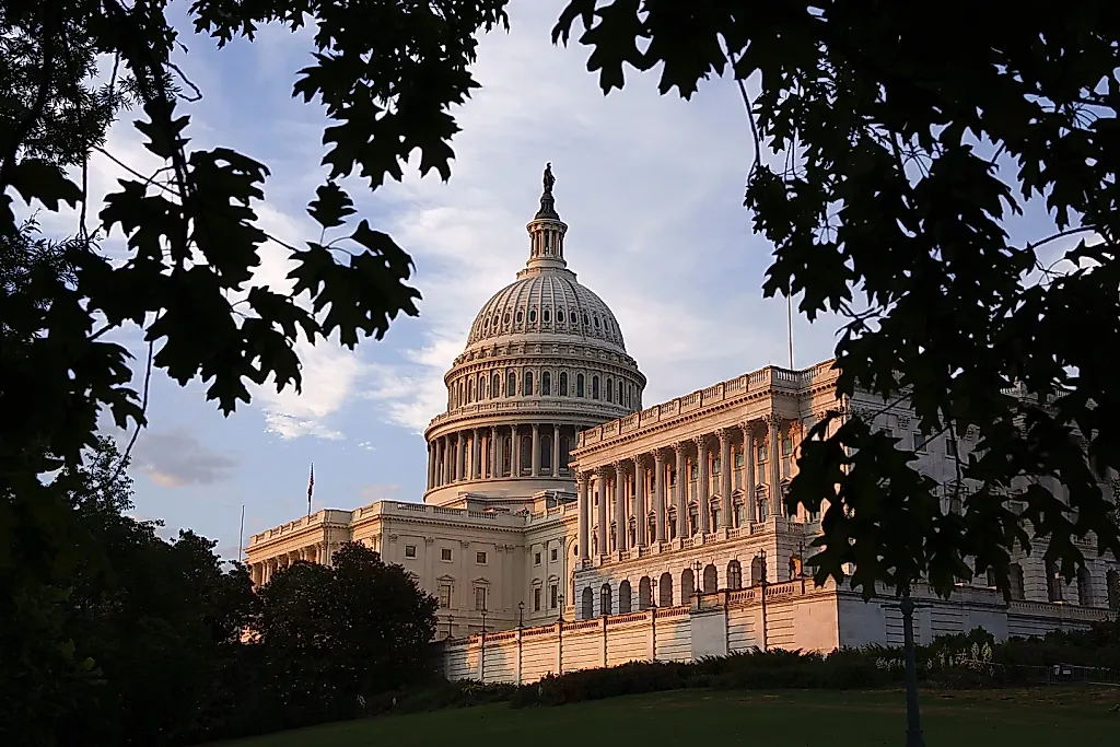 Палата представителей США одобрила закон KIDS Act, продвигая новые правила онлайн-безопасности детей