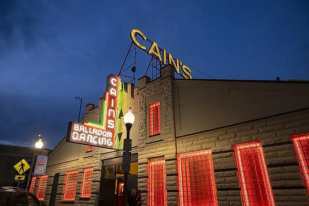Бал Ностальгии: как Cain’s Ballroom в Талсе стал легендой рока