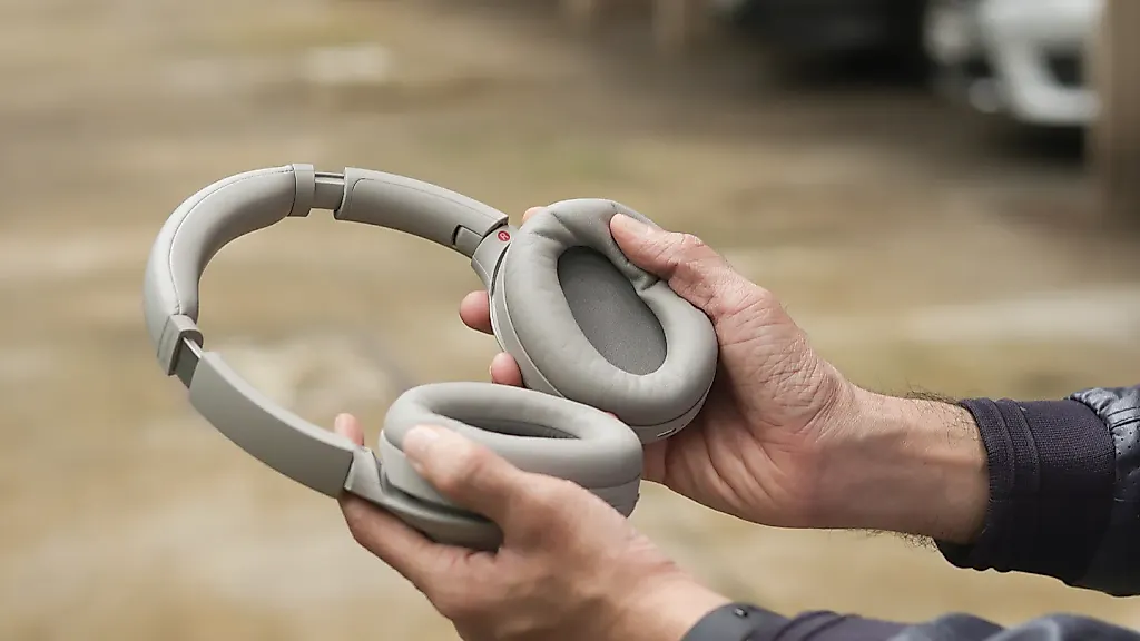 Sony WH-1000XM6: возрождение легенды или еще один провал?