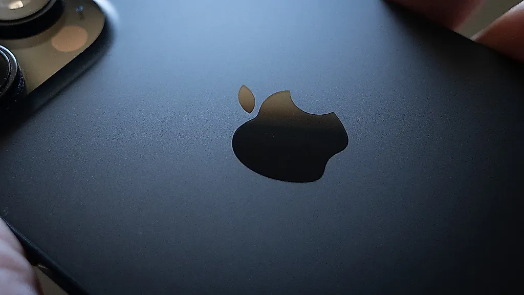 Складной iPhone выйдет с нехваткой