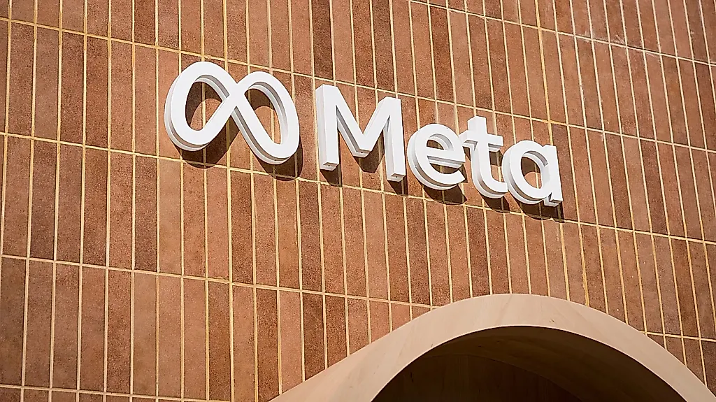 Meta сталкивается с исками штатов на $1,4 триллиона из-за зависимости от соцсетей