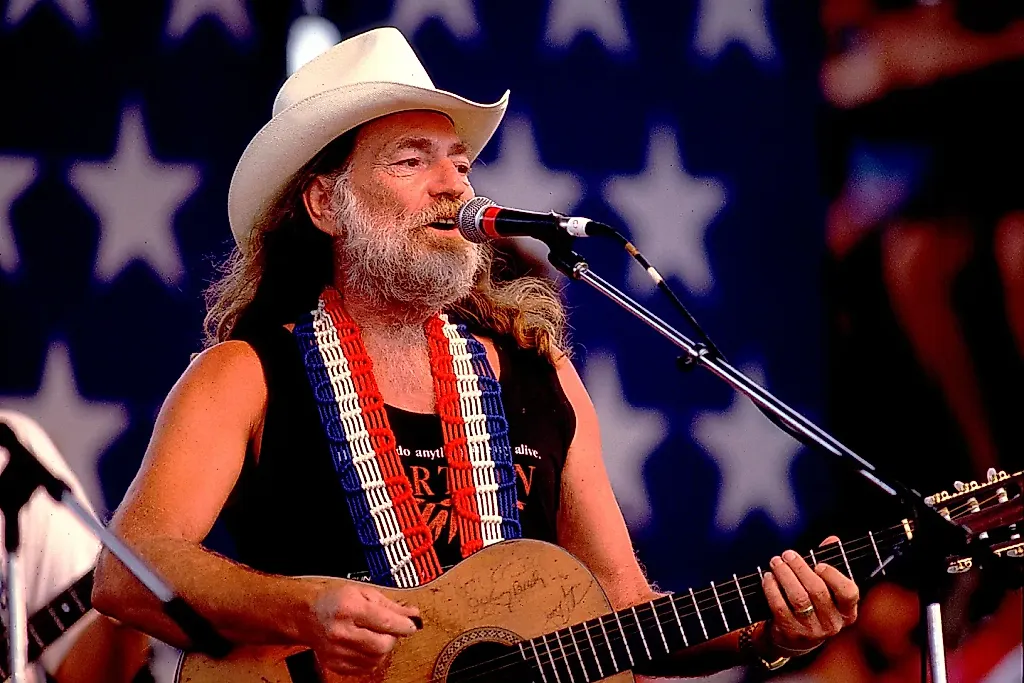 Willie Nelson и песня о мечтах эмигрантов