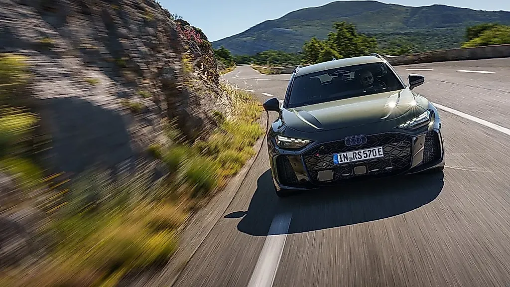 Я протестировал гибридный Audi RS 5 — и теперь по-новому смотрю на гибриды