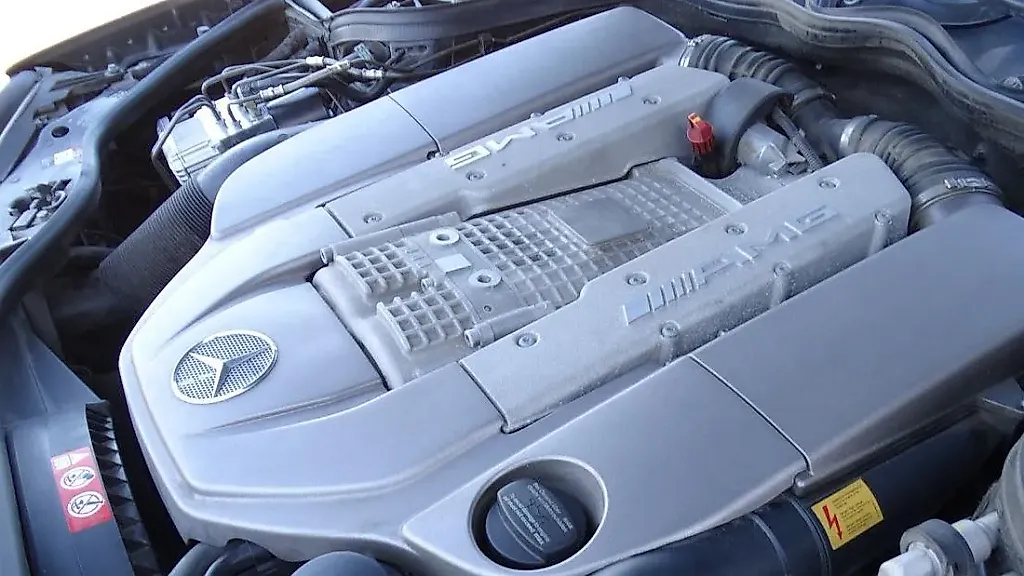 Тот самый Mercedes-Benz E55 AMG: эмоциональная машина за приемлемые деньги